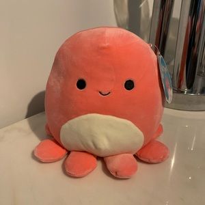 BNWT 8” Abby 🐙 Squishmallow